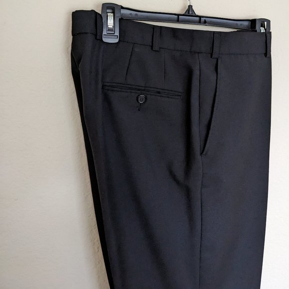 Men's Black Suit Pants (32W x 36L), Jacket (45 R) - Picture 10 of 16
